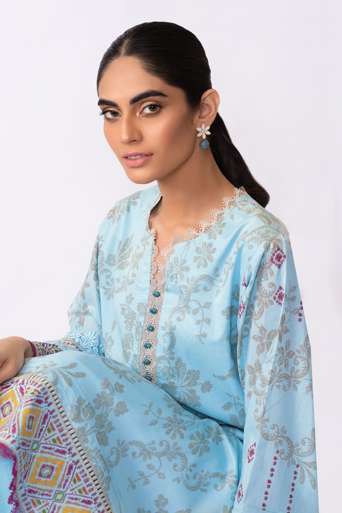 Alkaram - 3 Pc Printed Lawn Suit With Printed Lawn Dupatta