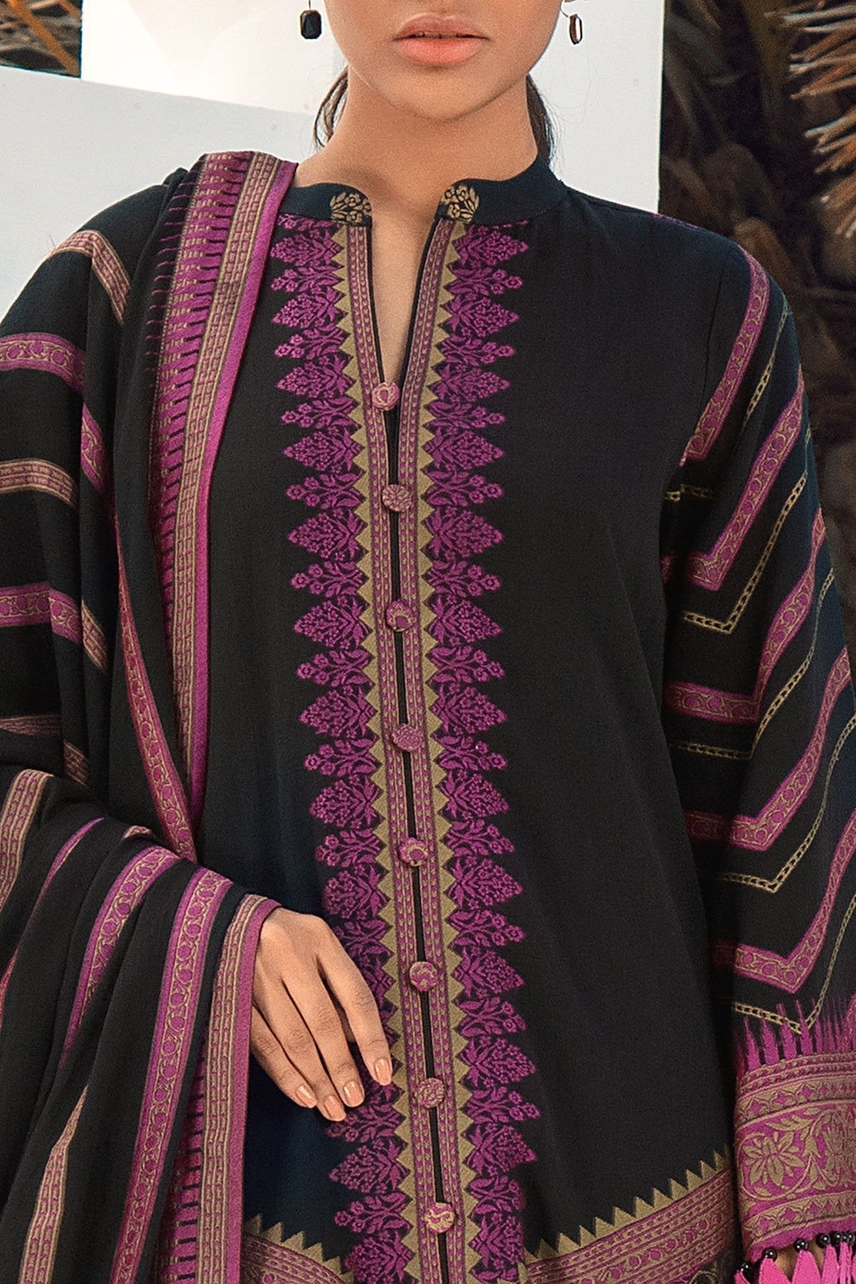Alkaram - 3 Pc Jacquard Suit With Jacquard Dupatta