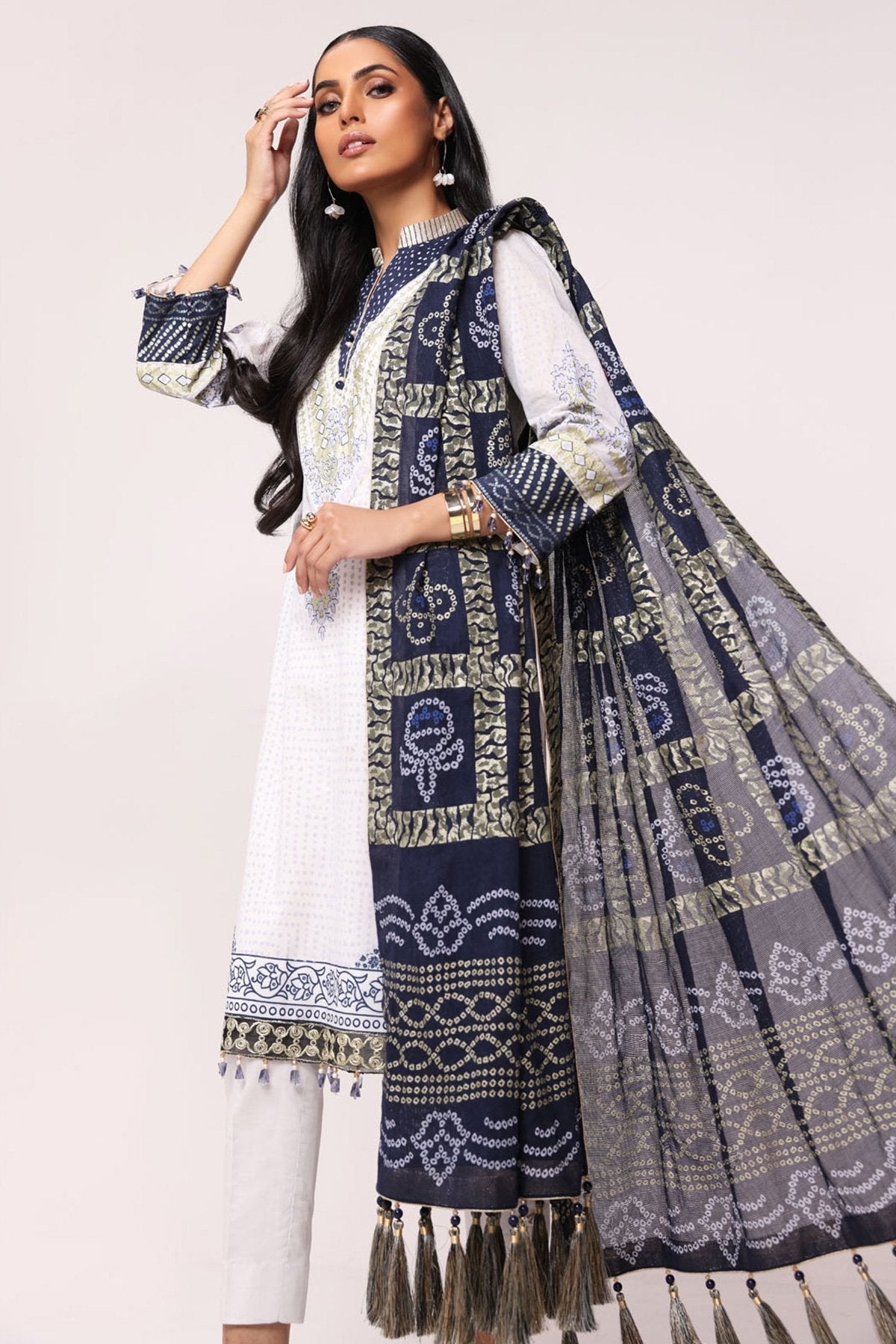 Alkaram - 3 Pc Embroidered Lawn Suit With Doria Dupatta