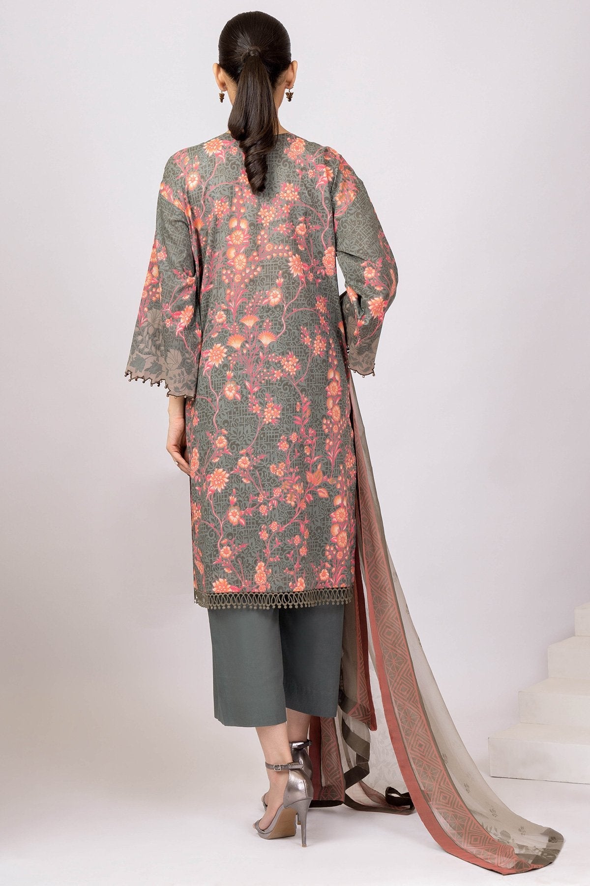 Alkaram - 3 Pc Printed Lawn Suit With Digital Chiffon Dupatta