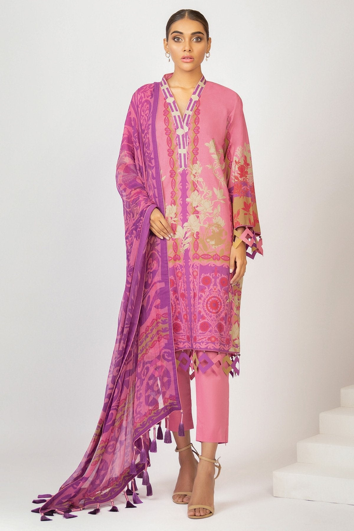 Alkaram - 2 Pc Digital Printed Lawn Suit With Digital Chiffon Dupatta