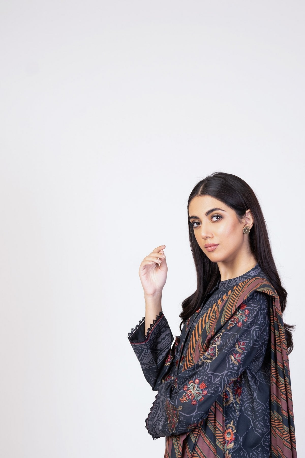Alkaram - 3 Pc Embroidered Lawn Suit With Lawn Dupatta