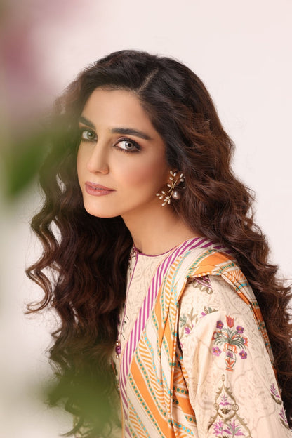 Alkaram - 3 Pc Embroidered Lawn Suit With Lawn Dupatta