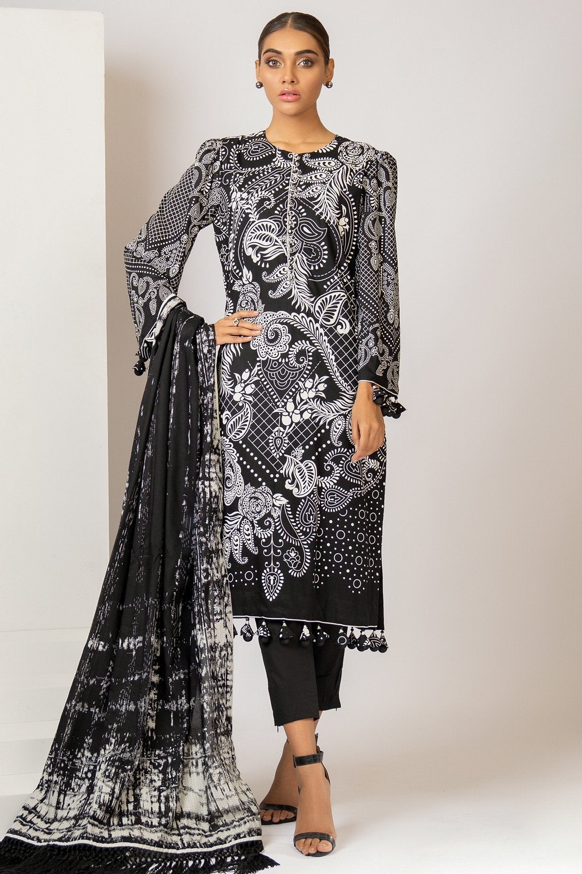Alkaram - 2 Pc Printed Lawn Suit With Printed Lawn Dupatta