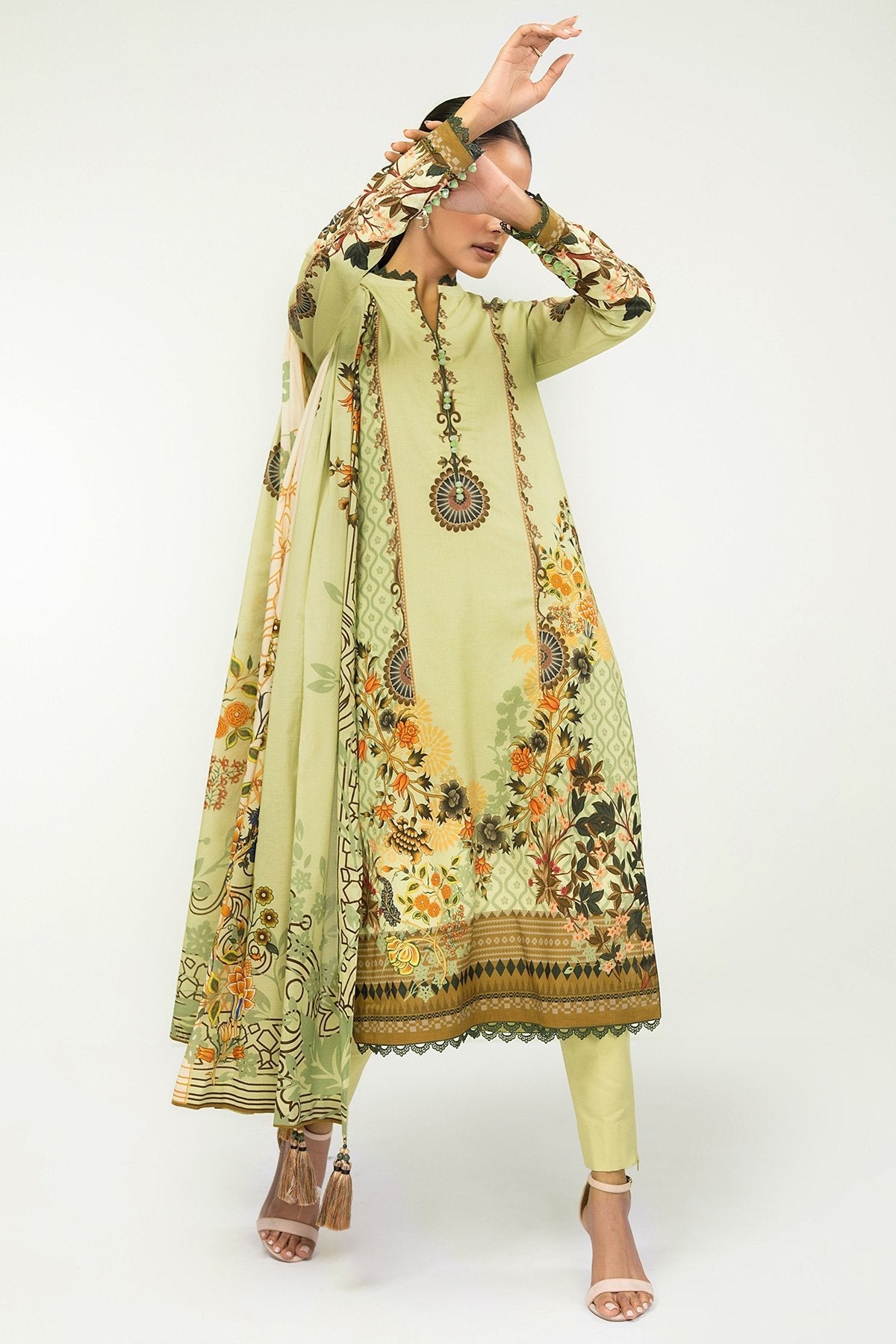 2 Pc Printed Lawn Suit With Lawn Dupatta
