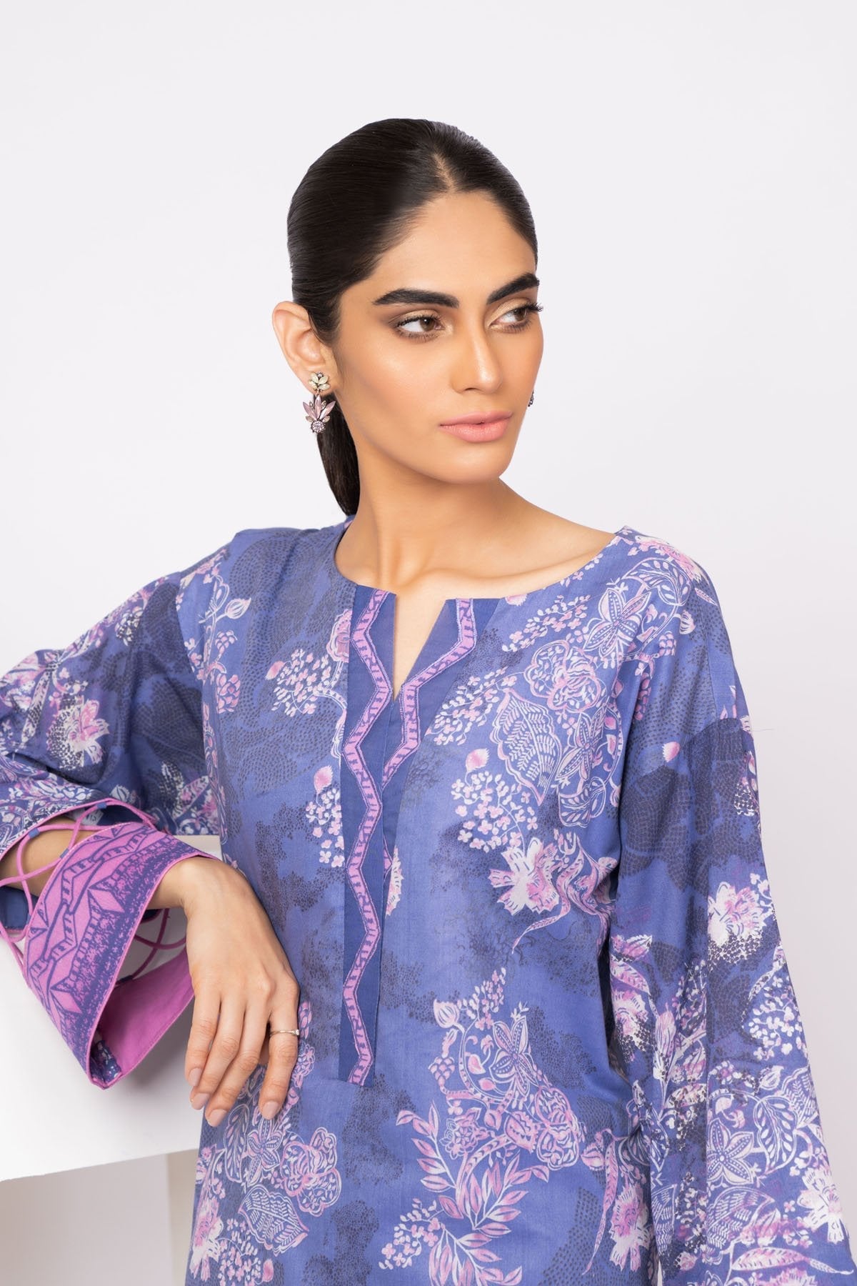 Alkaram - 1 Pc Printed Lawn Shirt