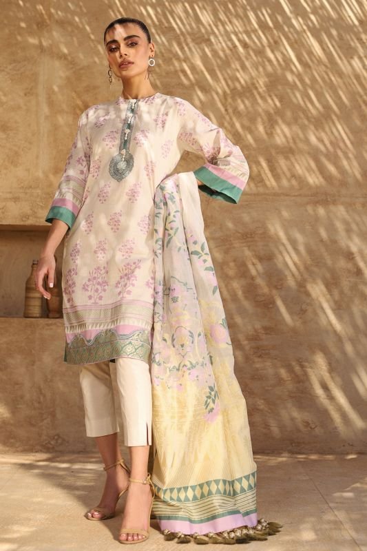 Alkaram - Three Piece Embroidered Suit With jacquard Dupatta