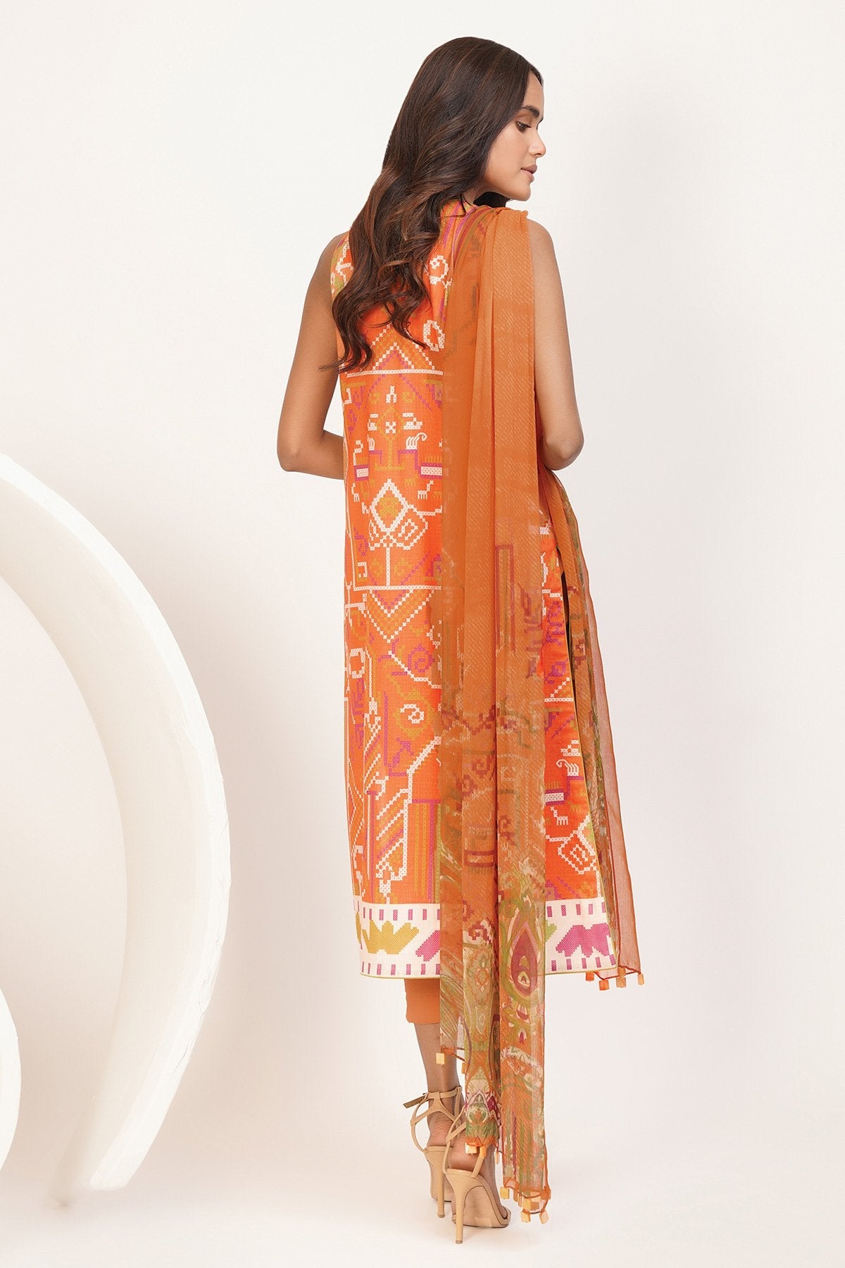 Alkaram - 3 Pc Printed Slub Lawn Suit With Chiffon Dupatta