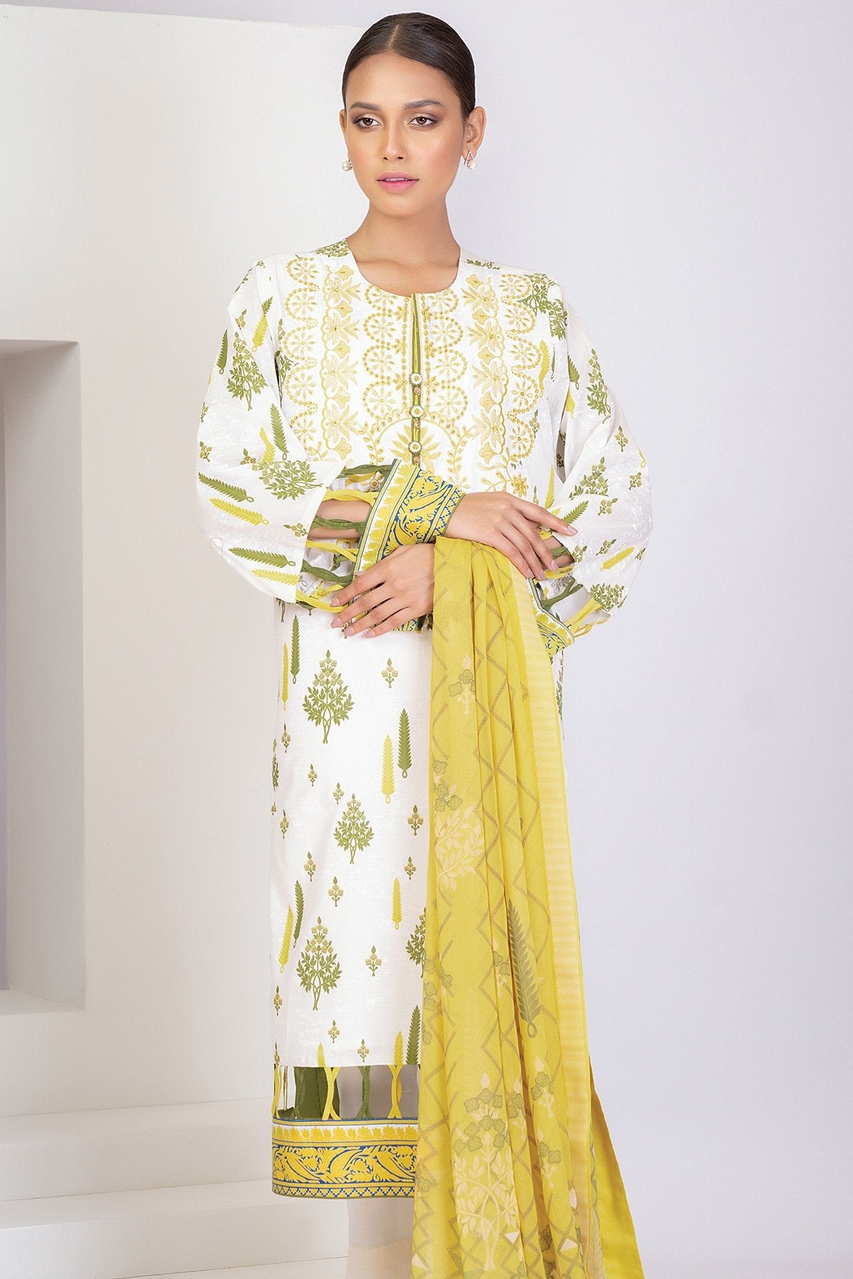 Alkaram - 3 Pc Embroidered Lawn Suit With Digital Chiffon Dupatta