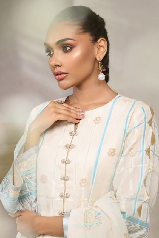 Alkaram - Three Piece Printed Suit With Jacquard Dupatta