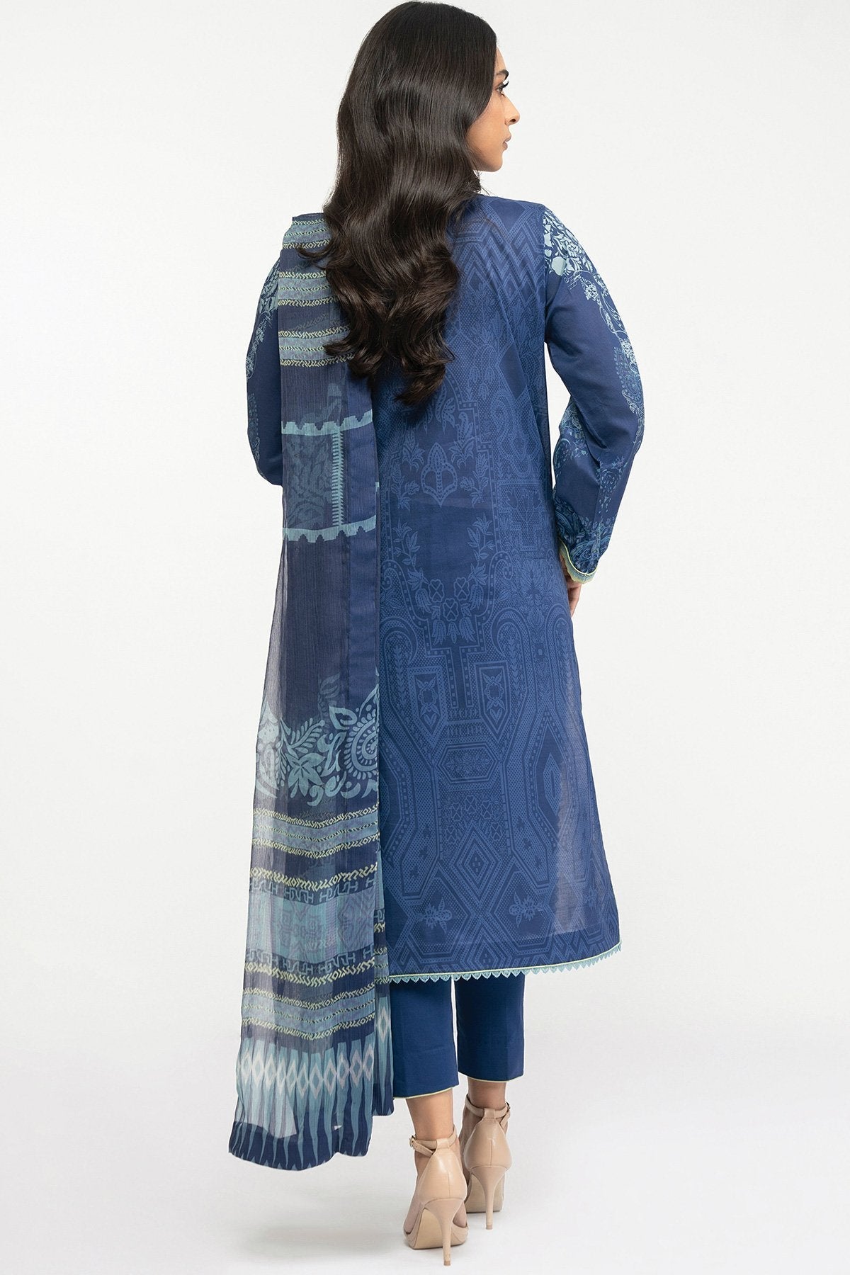 3 Pc Embroidered Lawn Suit With Chiffon Dupatta