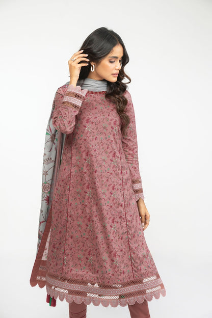 3 Pc Printed Lawn Suit With Chiffon Dupatta