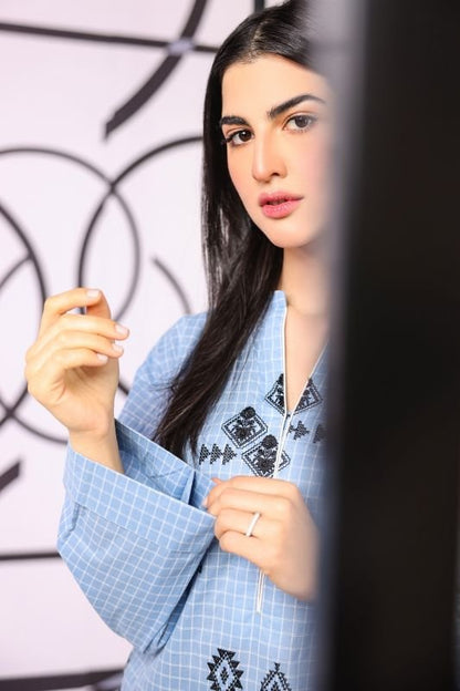 Embroidered Yarn Dyed Kurti