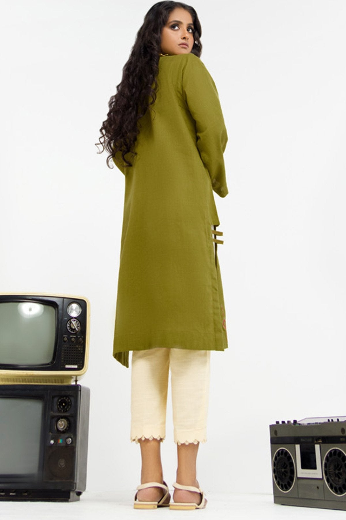 Dyed Embroidered Khaddar Kurti