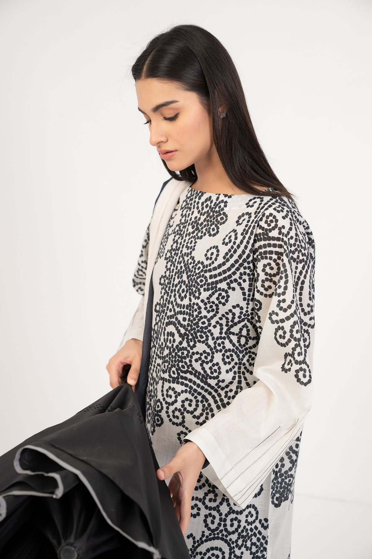 Alkaram - Printed Slub Lawn Kurti