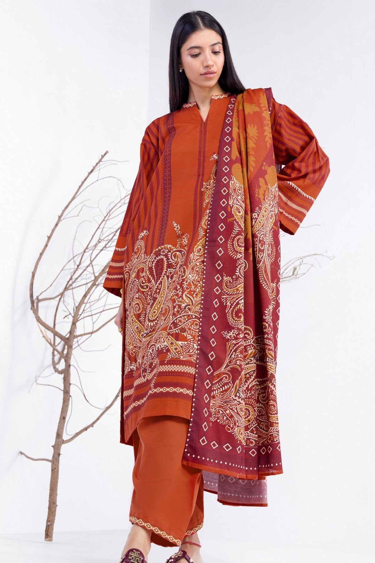 3 Pc Printed Khaddar Outfit