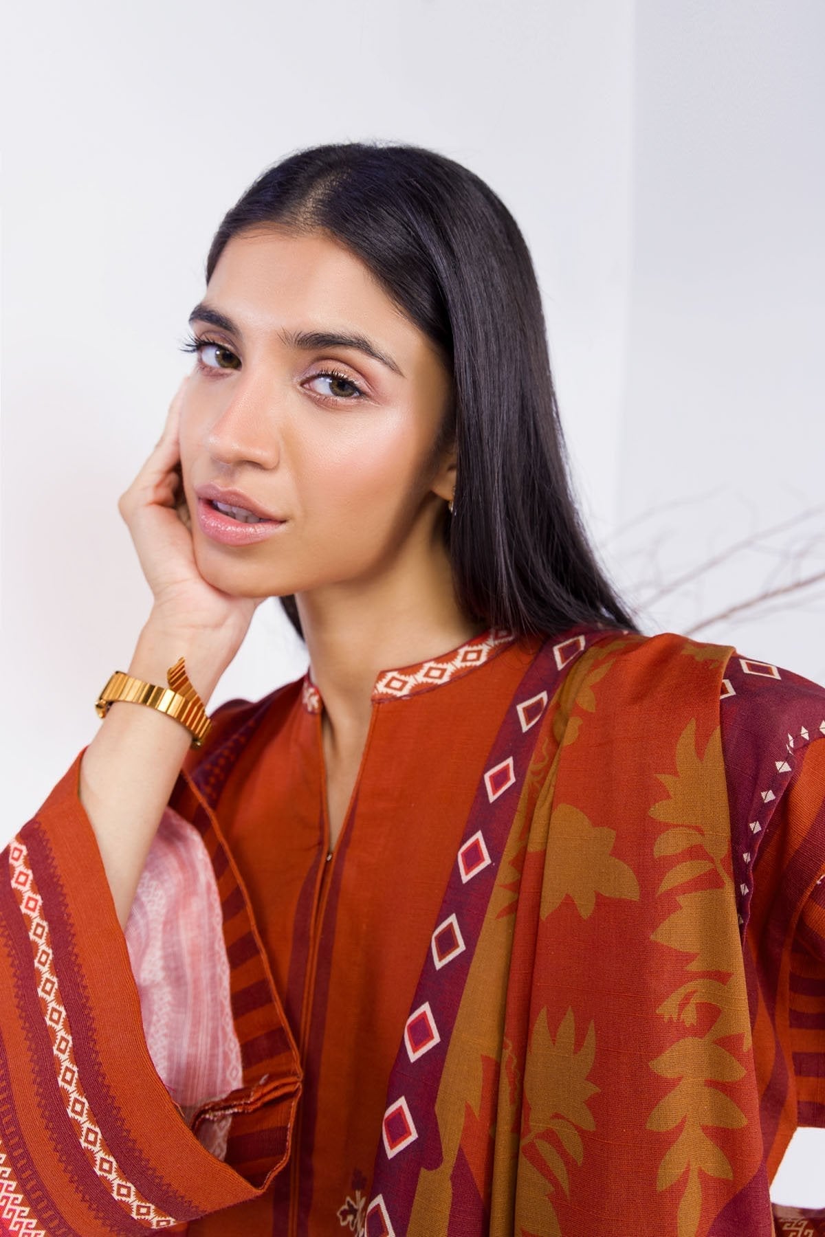 3 Pc Printed Khaddar Outfit