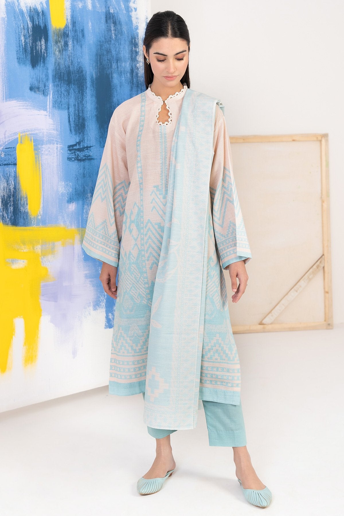 3 Pc Printed Khaddar Outfit