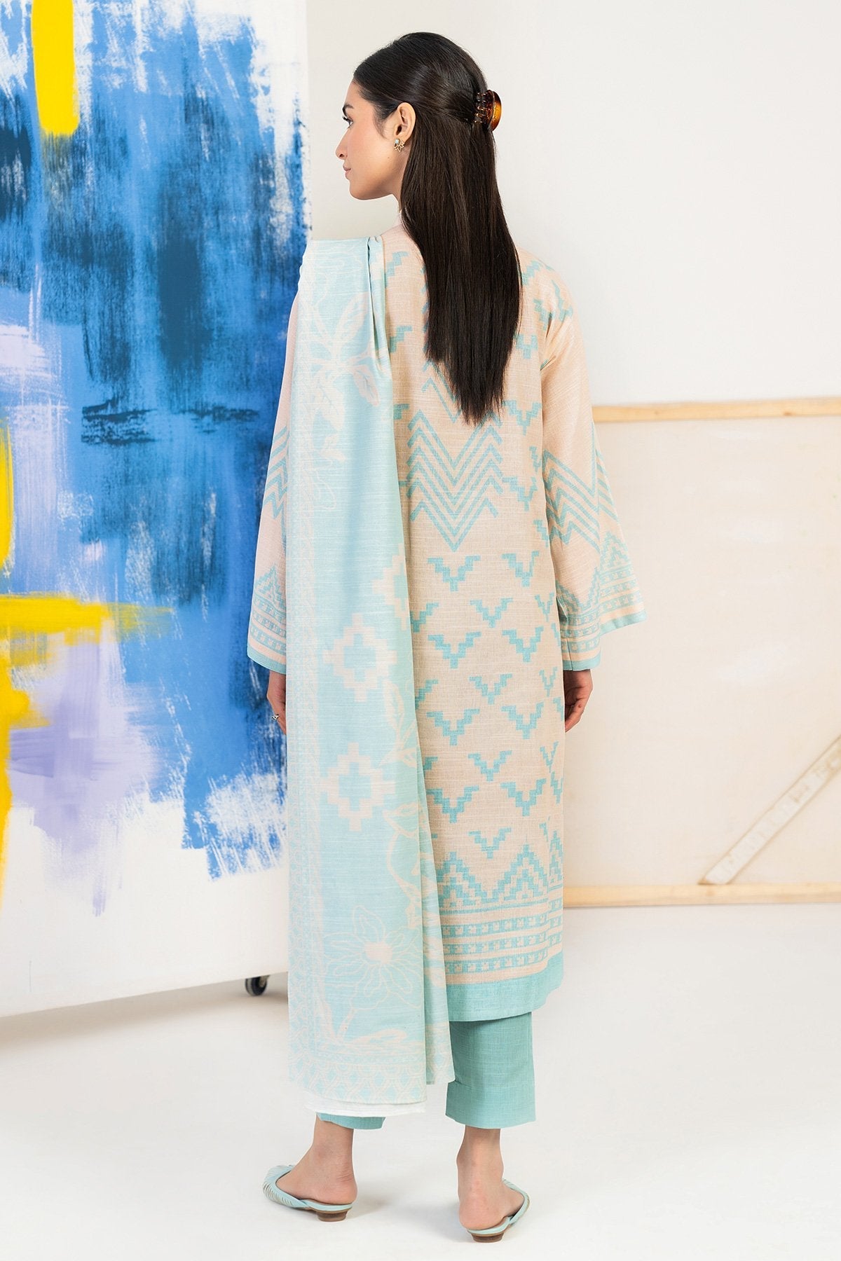 3 Pc Printed Khaddar Outfit