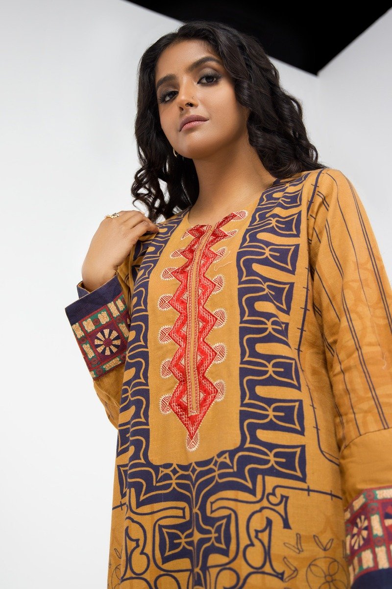 Printed Embroidered Khaddar Kurti