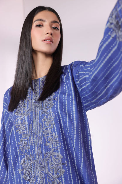 2 Pc Embroidered Khaddar Outfit