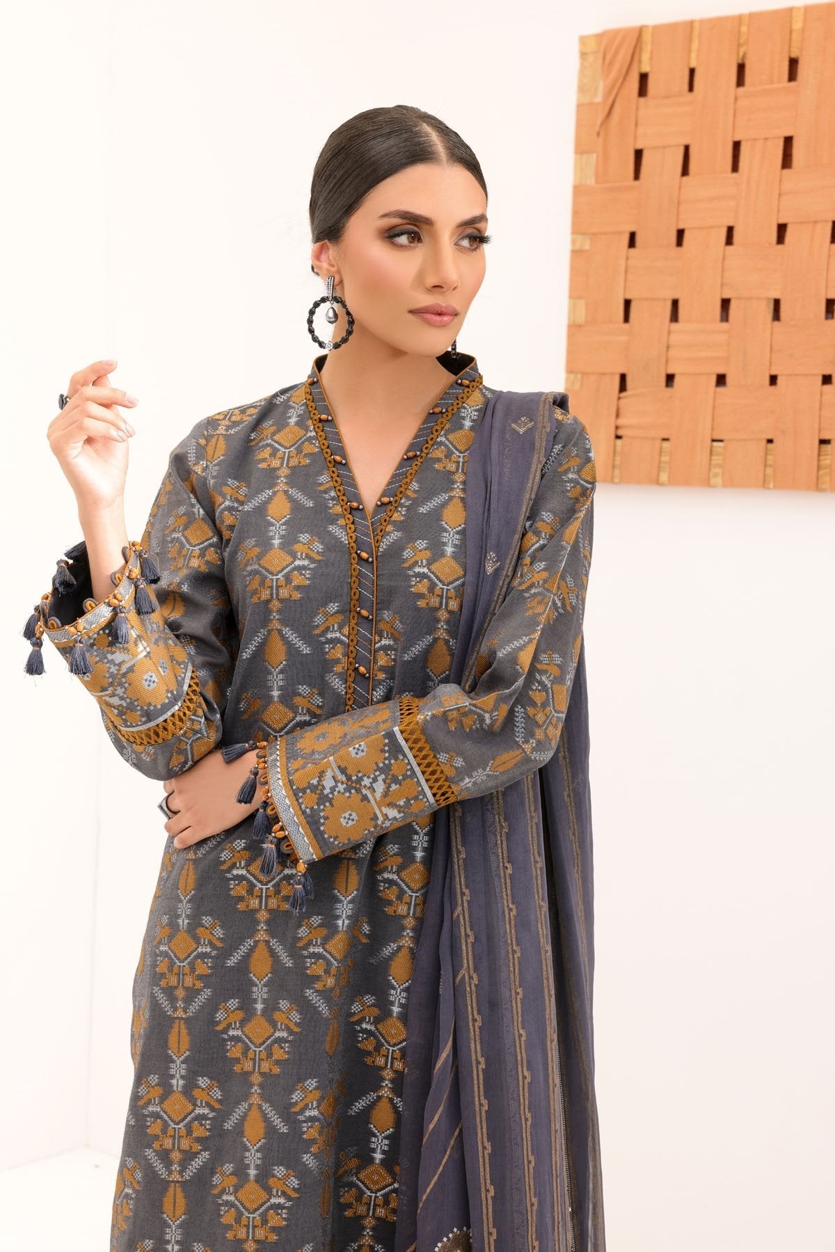 3 Pc Printed Yarn Dyed Suit With Chiffon Dupatta